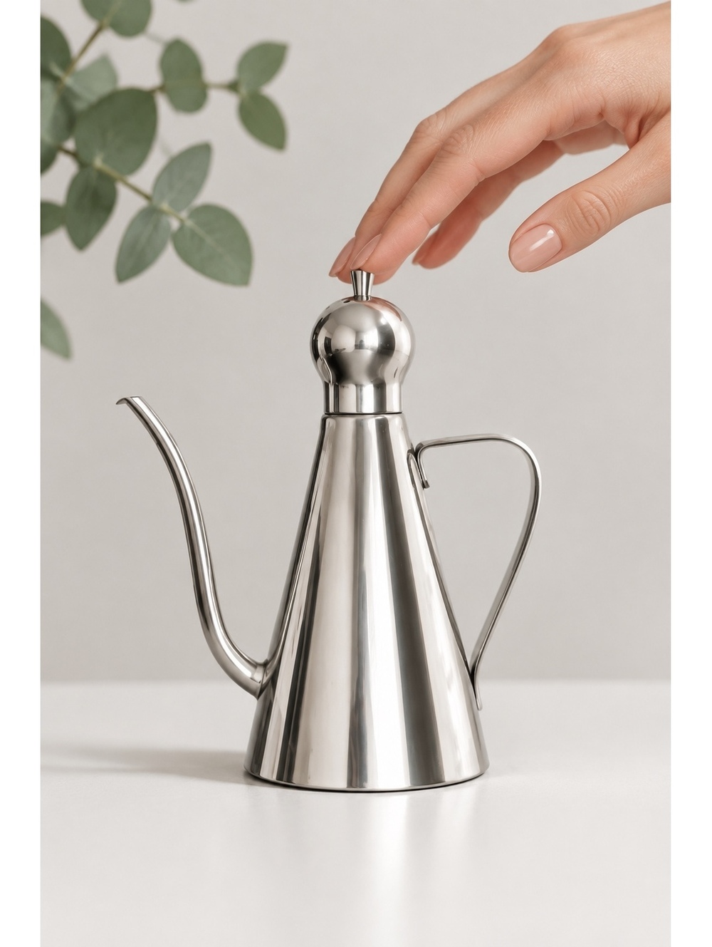 CHEFS 16 Ounce Stainless Steel Oils Dispenser Pourer 8x4in.